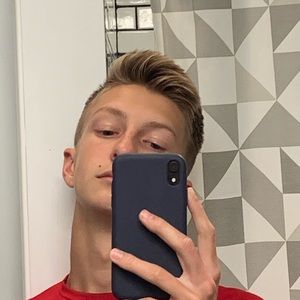 Meet your Posher, Austin